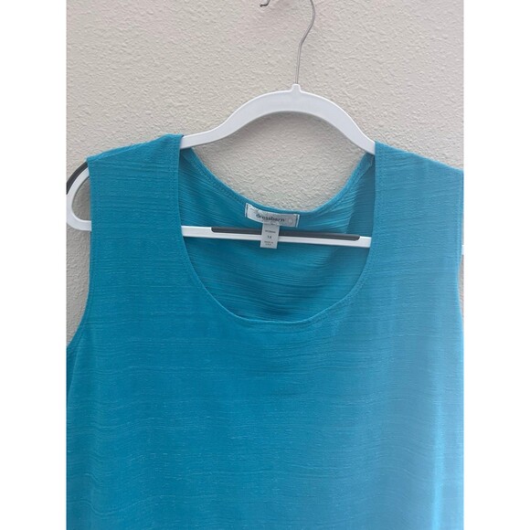 Dressbarn Women’s Sleeveless Blouse - Picture 3 of 4